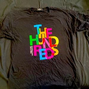 I am selling a shirt for man or woman